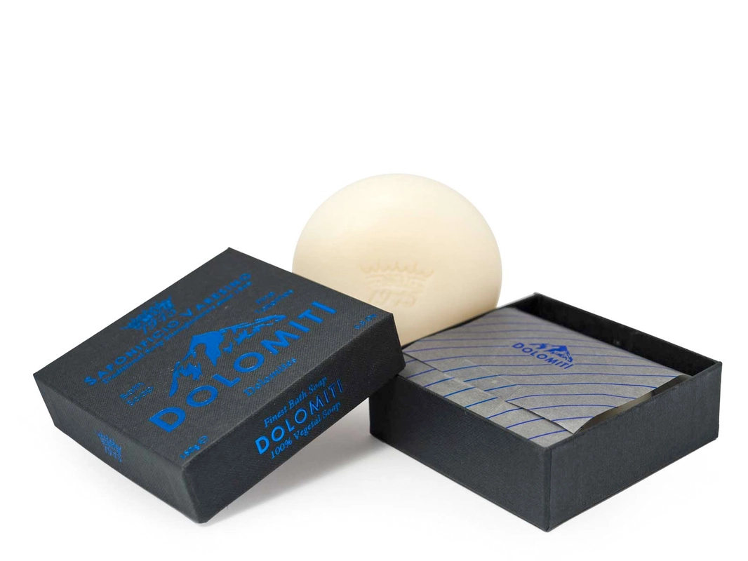 thedifferentscent25064
