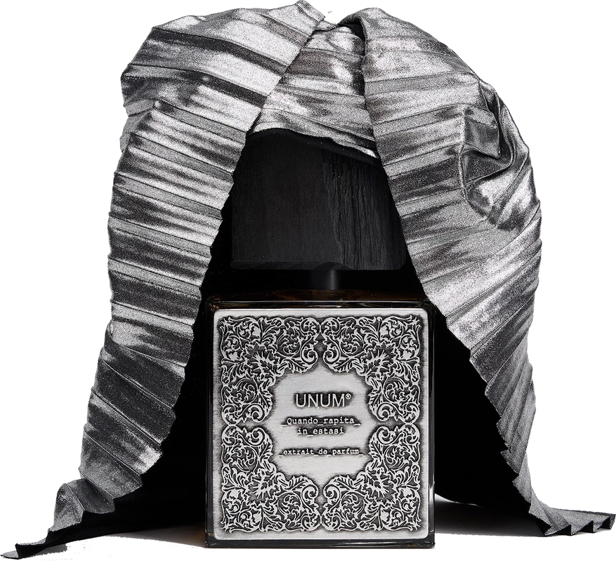 thedifferentscent30643