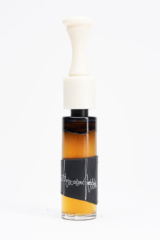 thedifferentscent30660